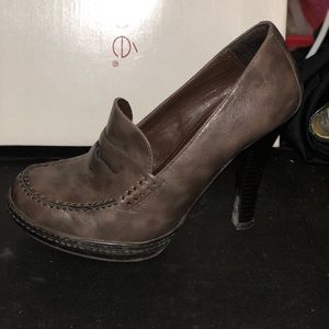 Heel  loafers